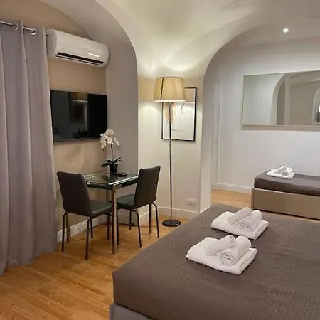 Apartment Elian In The Center Of #2 Rome