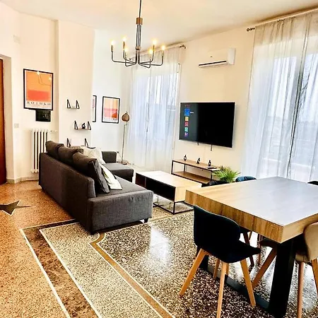 Attico Lussuoso Centro Apartment Rome
