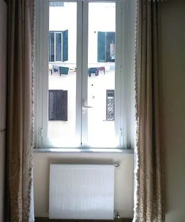 Roma Prince Inn Accommodation Guest house