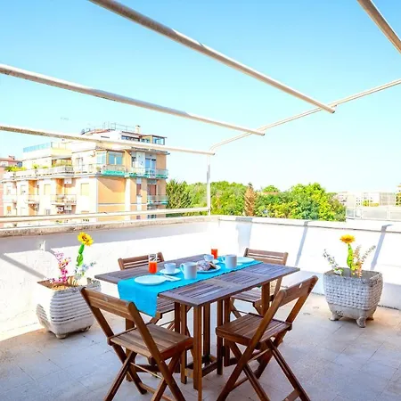 Hostly - Family Stresa Apartment Rome