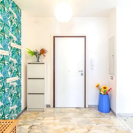 Apartment Hostly - Family Stresa *