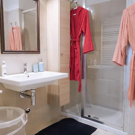 Pandora Apartment *