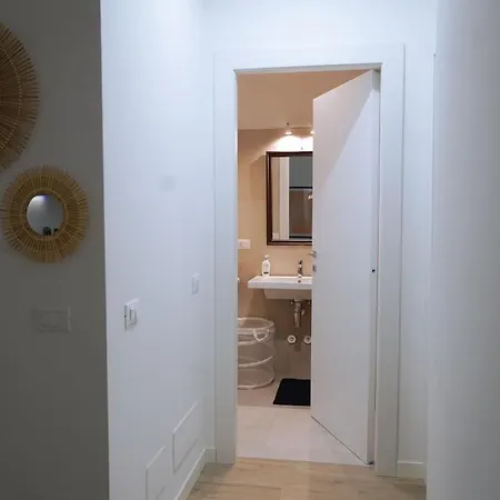 Pandora Apartment *