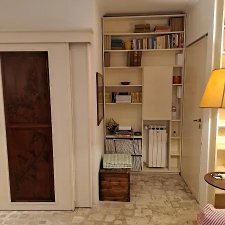 House Up To The Hill - Stanza Con A Monteverde Vecchio Roma