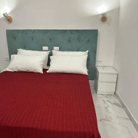 Guest house Dahlia Rossa *