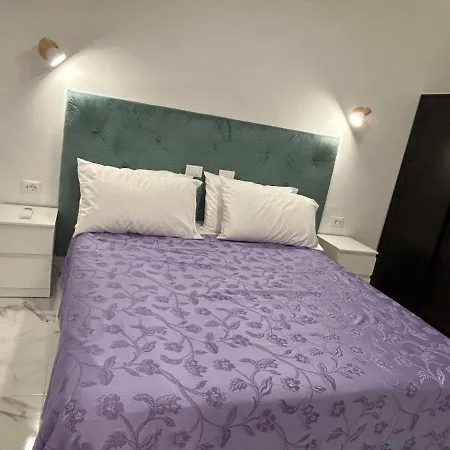 Guest house Dahlia Rossa Rome