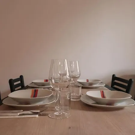 Termini Treasure - Elegant Retreat Apartment
