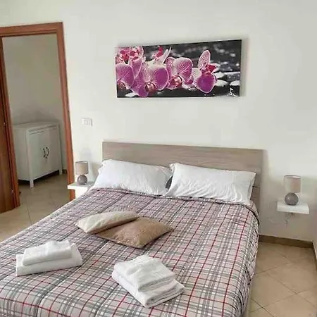 Residenza Castani - *