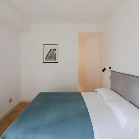 Happy Domus - Rosso Corte Trastevere Apartment *