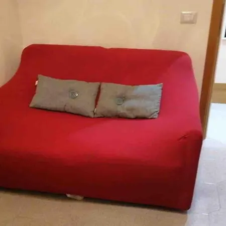 Appartamento In Centro Con Balcone Con Vista Roma