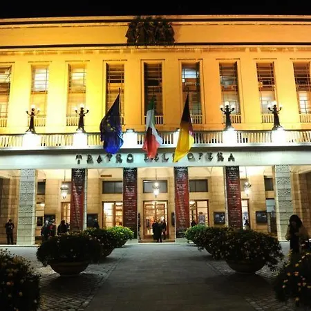 Apartment All'opera *