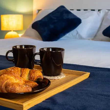 Across The Bed & Breakfast *