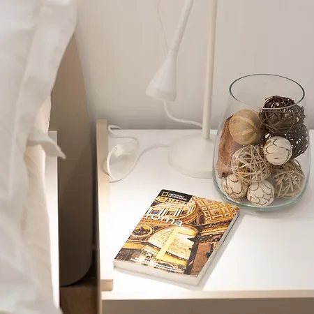 Colosseum Holidays - Three-bedroom Apartment