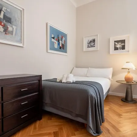 View Luxury Piazza Del Popolo Apartment Rome