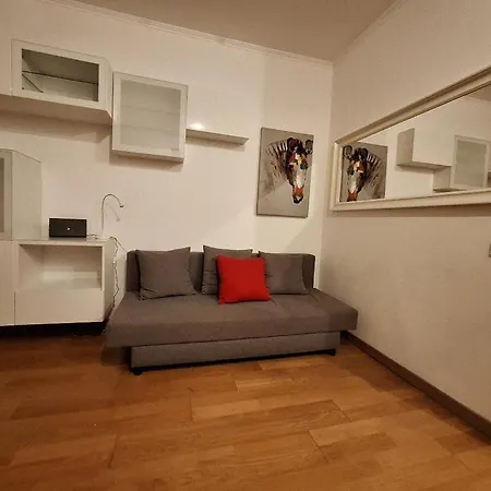 Casa Vidaschi * Rome