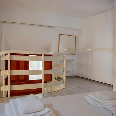 Marignoli Loft Near Borghese, Explore Apartment
