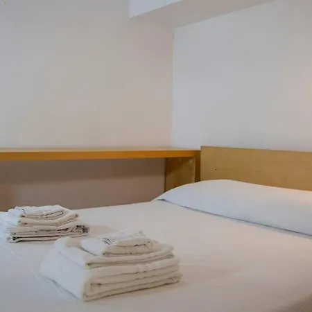 Apartment Marignoli Loft Near Borghese, Explore