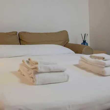 Marignoli Loft Near Borghese, Explore Rome