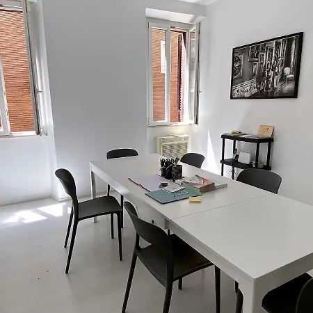 Frezza Business Office & Lounge Apartment *