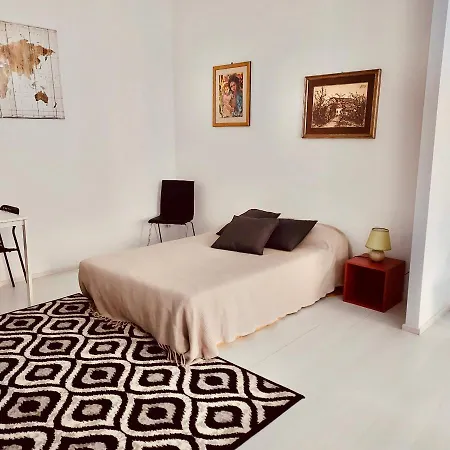 Frezza Business Office & Lounge Rome