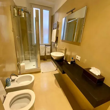 Frezza Business Office & Lounge *