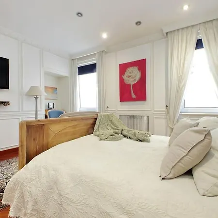 3v Luxury By Hili Apartment Rome
