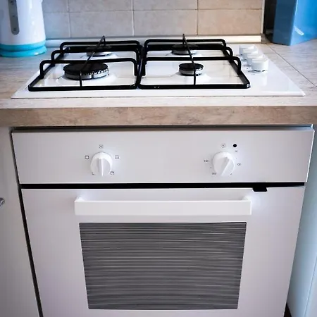 Apartamento Nonna Pina Moderno Vicino Metro Awifi,netflix