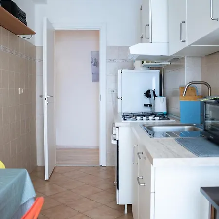 Appartamento Nonna Pina [moderno Vicino Metro A]wifi,netflix *