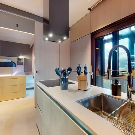 5 Stars * - Luxury House * Roma