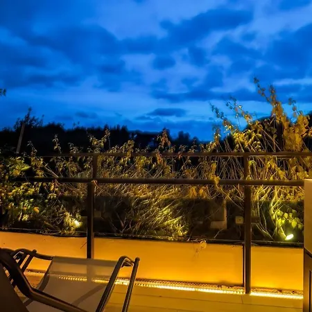5 Stars * - Luxury House Roma