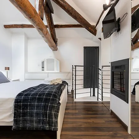 Apartment Elegant Statuario Rome