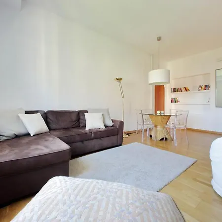 Ych-confortevole Vicino Ponte Milvio Apartment *