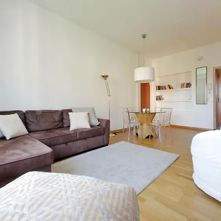 Ych-confortevole Vicino Ponte Milvio Roma