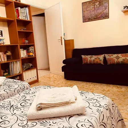 Opera Flat 2.0 Apartment *