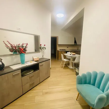 Large Garden Apartment