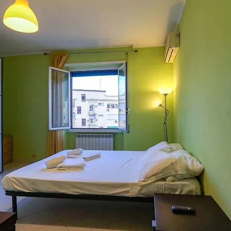 Hostme Luminoso Metro Marconi Apartment