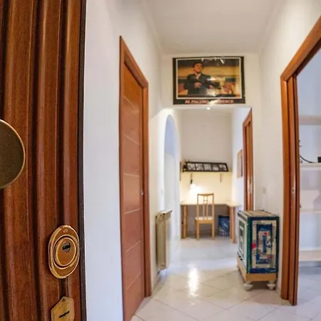 Apartment Hostme Luminoso Metro Marconi