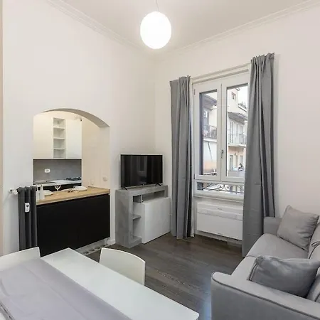 Apartamento Elegant Near The Colosseum And Metro Roma