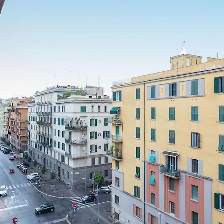 Elegant Near The Colosseum And Metro Apartamento *