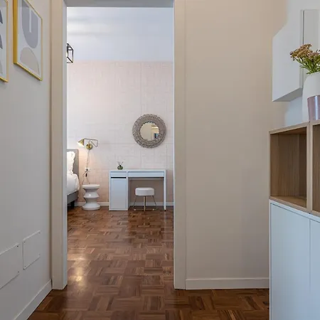 Ych-bright And Cozy Flat In Pigneto Rome