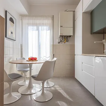 Apartment Ych-bright And Cozy Flat In Pigneto *