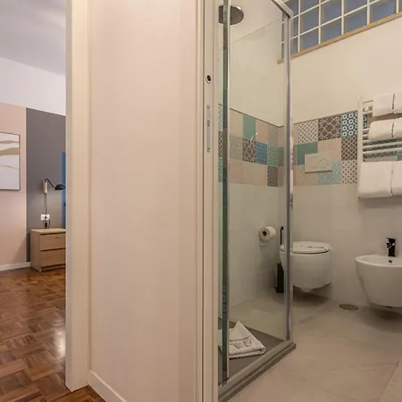 Ych-bright And Cozy Flat In Pigneto