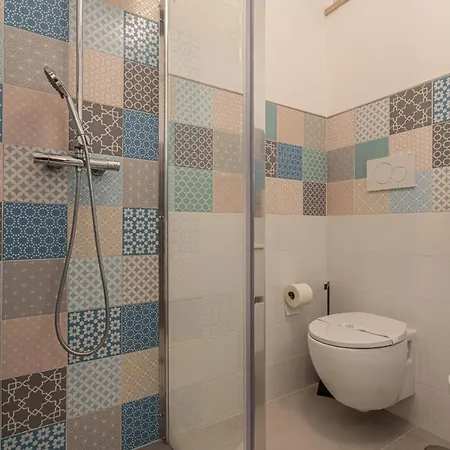Ych-bright And Cozy Flat In Pigneto * Rome