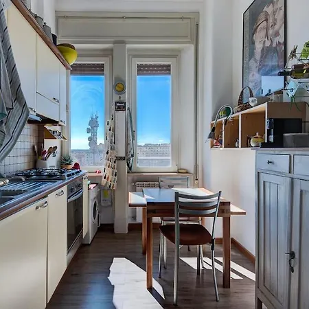 Bright Panorama Apartment *
