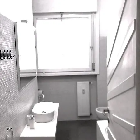 Apartment Rizzola Casa E Per Vacanze Rome