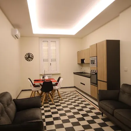 Holiday home Irene's The Retreat Rome