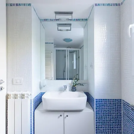 Iflat Monti's Paradise Apartment *