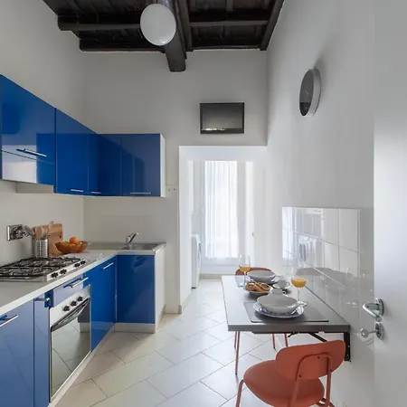 Iflat Monti's Paradise Apartment *