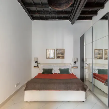 Iflat Monti's Paradise Apartment *