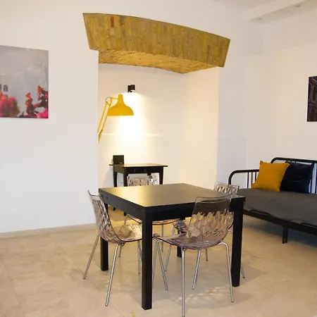 Rent Mancini Rome